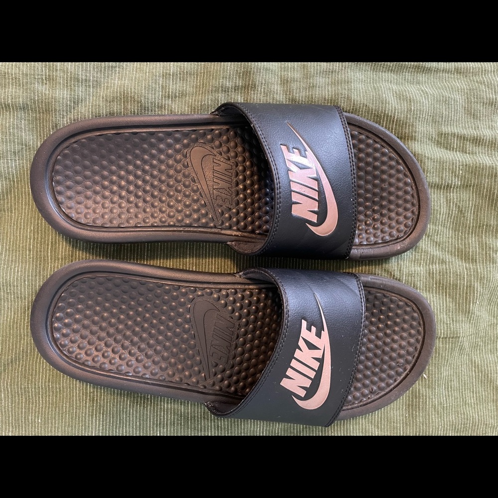 Nike slides